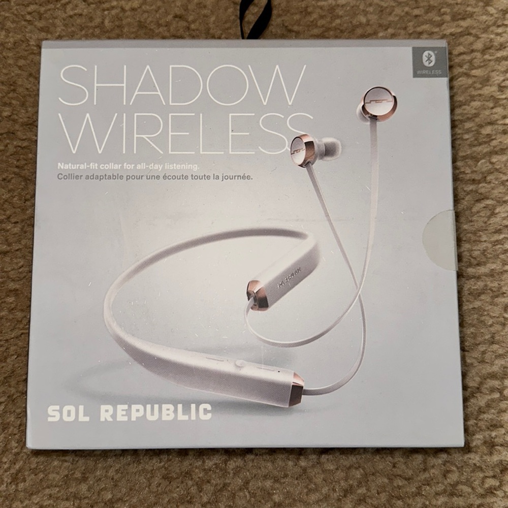 Sol Republic shadow wireless headphone